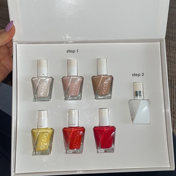 Essie Gel Couture 6 Polish Set - Picture 3 of 7